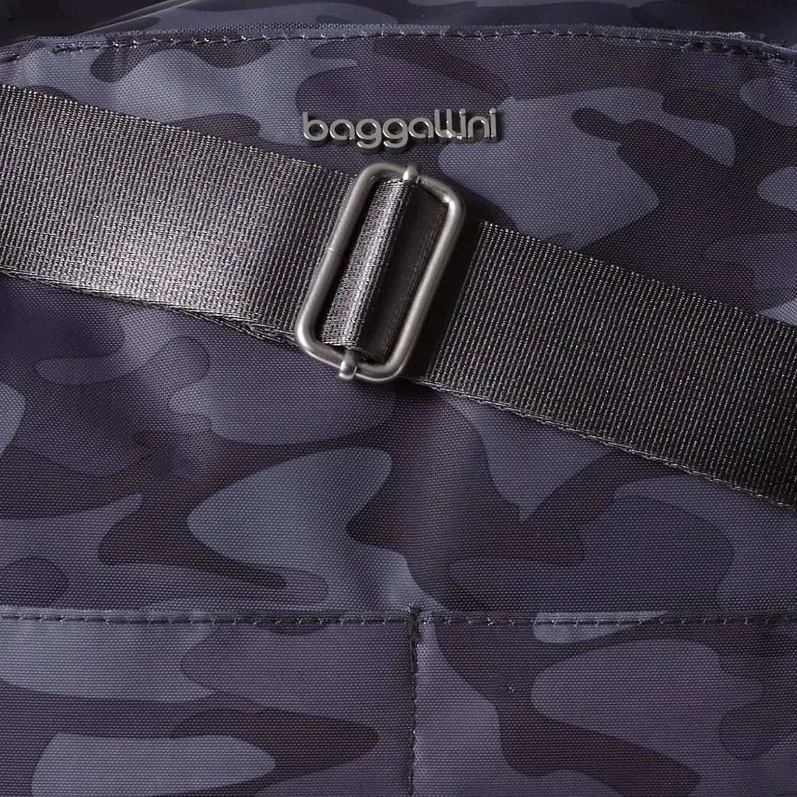 Baggallini Extra-Large Carryall Tote