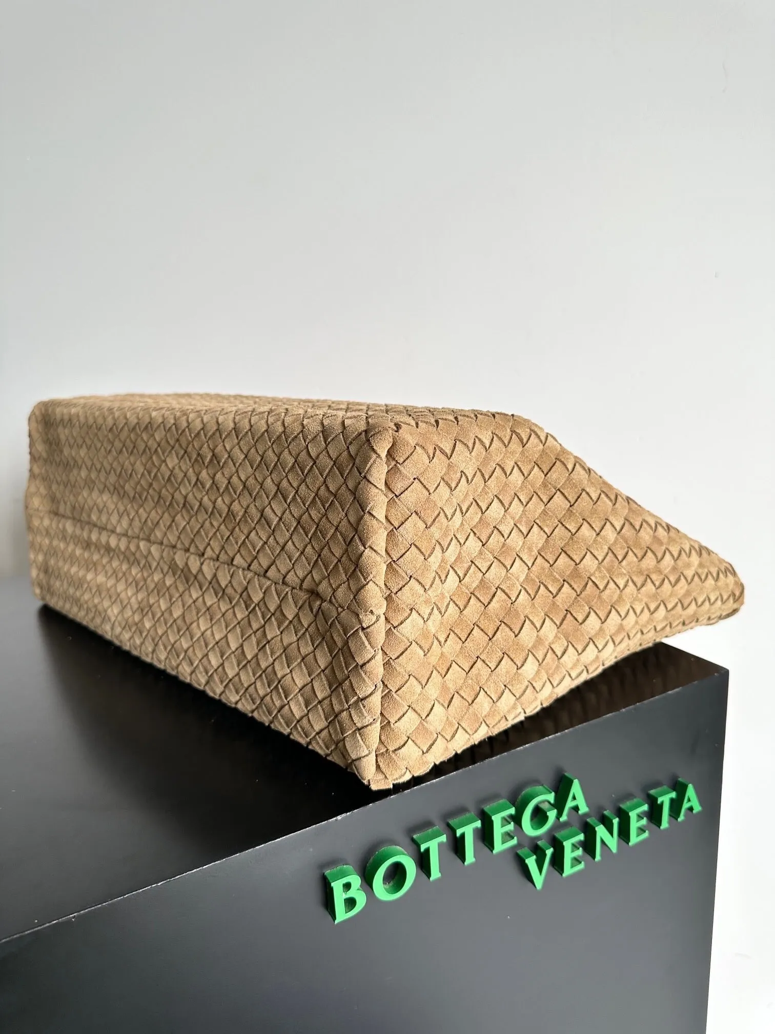 BV065 Large Cabat / HIGHEST QUALITY VERSION / 20.1x17.7x7.9inch