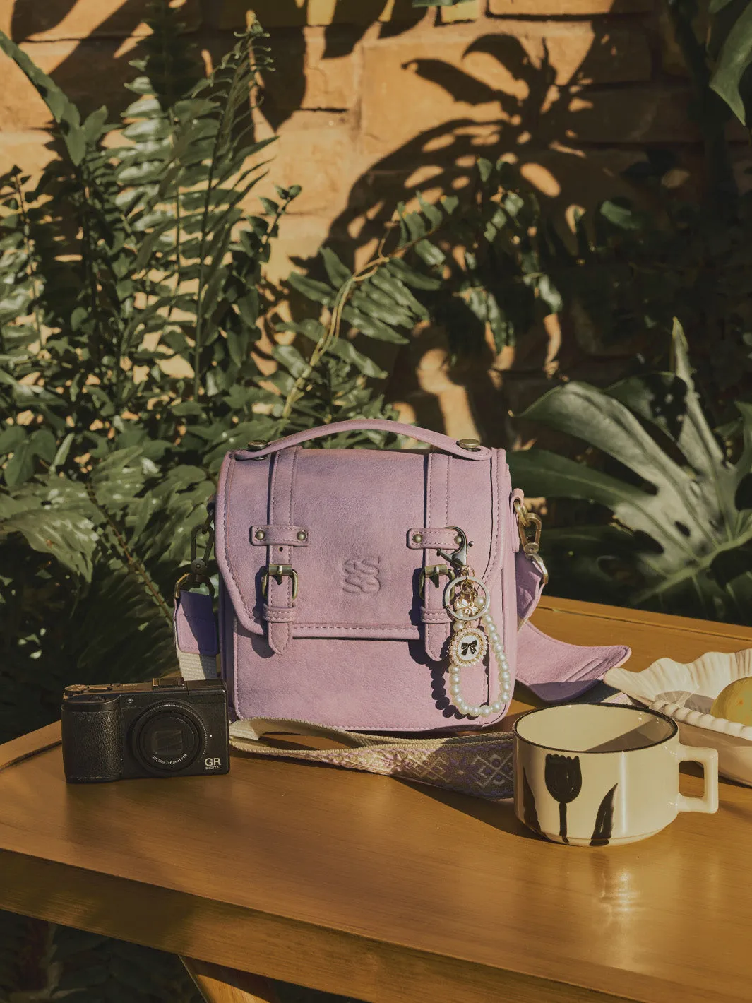 Clara Vintage Shoulder Camera Bag - Muted Lilac / Pink