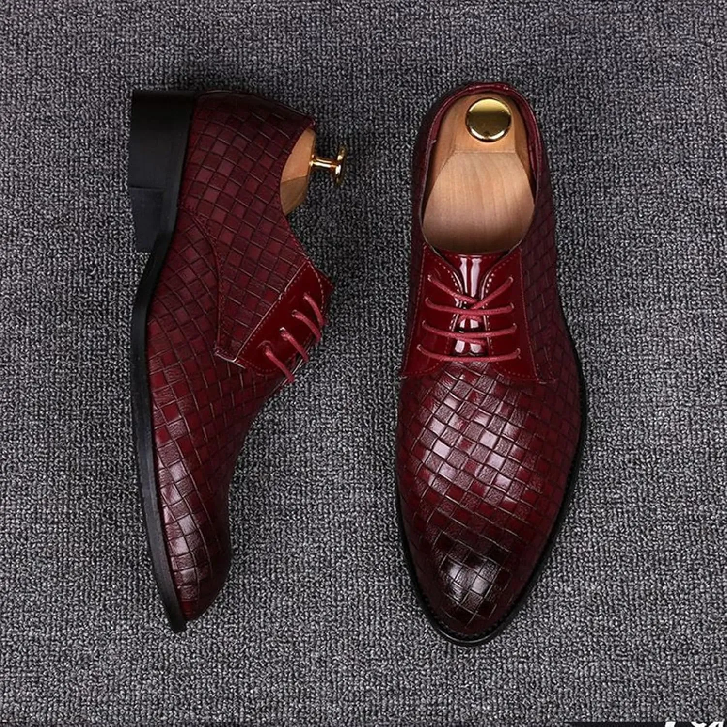 Classic Dress Shoes for Men Fashion Crocodile Printed Lace-Up Pointed-Toe Oxfords Shoes Business Formal Wedding Shoes