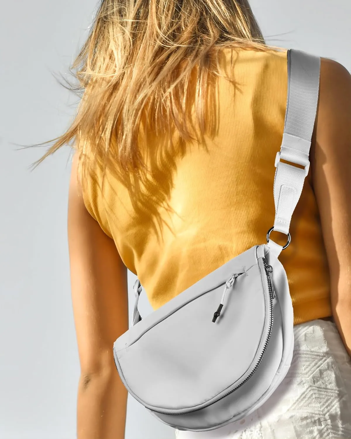 Crescent Bag for Women and Men, Fashion Medium Nylon Folding Crescent Moon Bag Single Shoulder Bag with Adjustable Strap