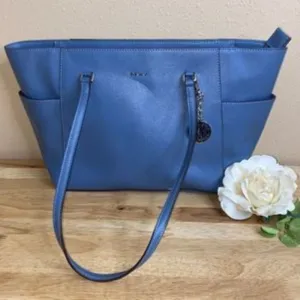Dkny Bryant Pocket Tote-Blue