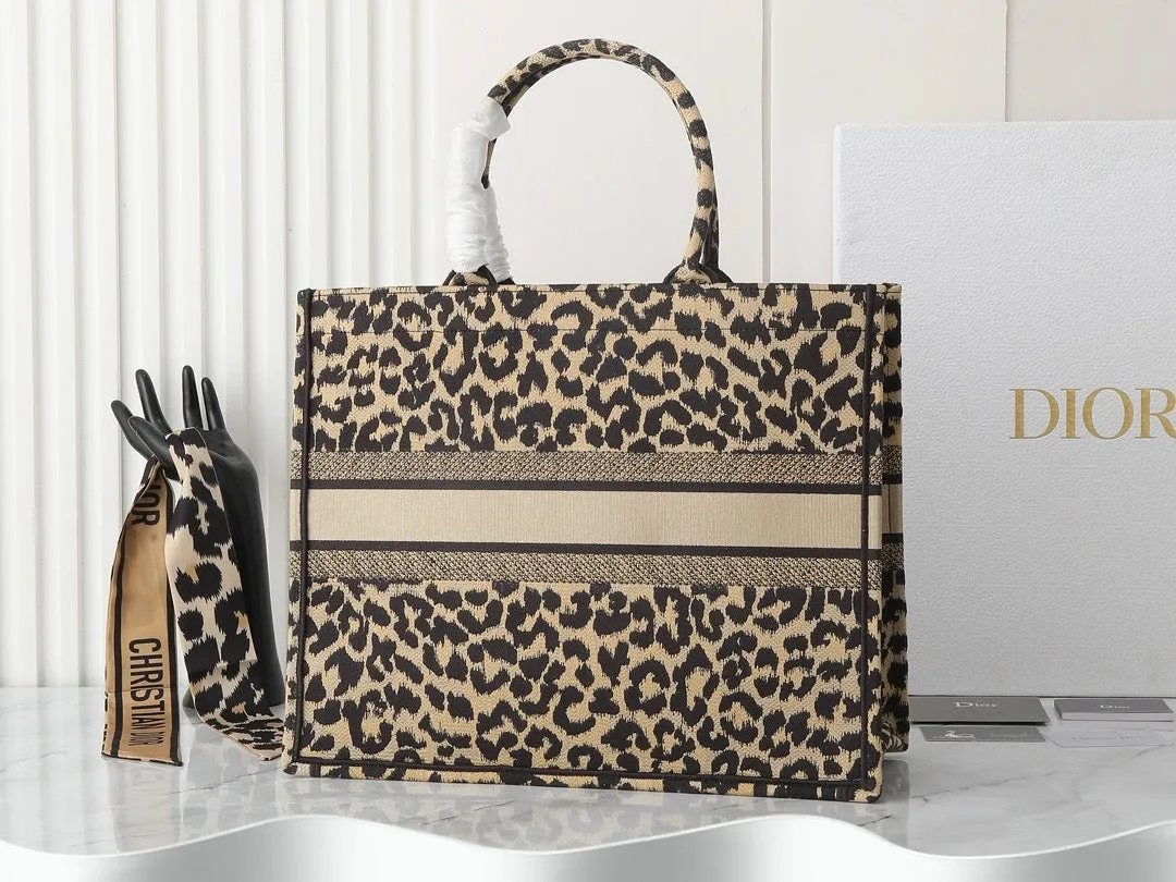 DR451 Book Tote Medium/Large