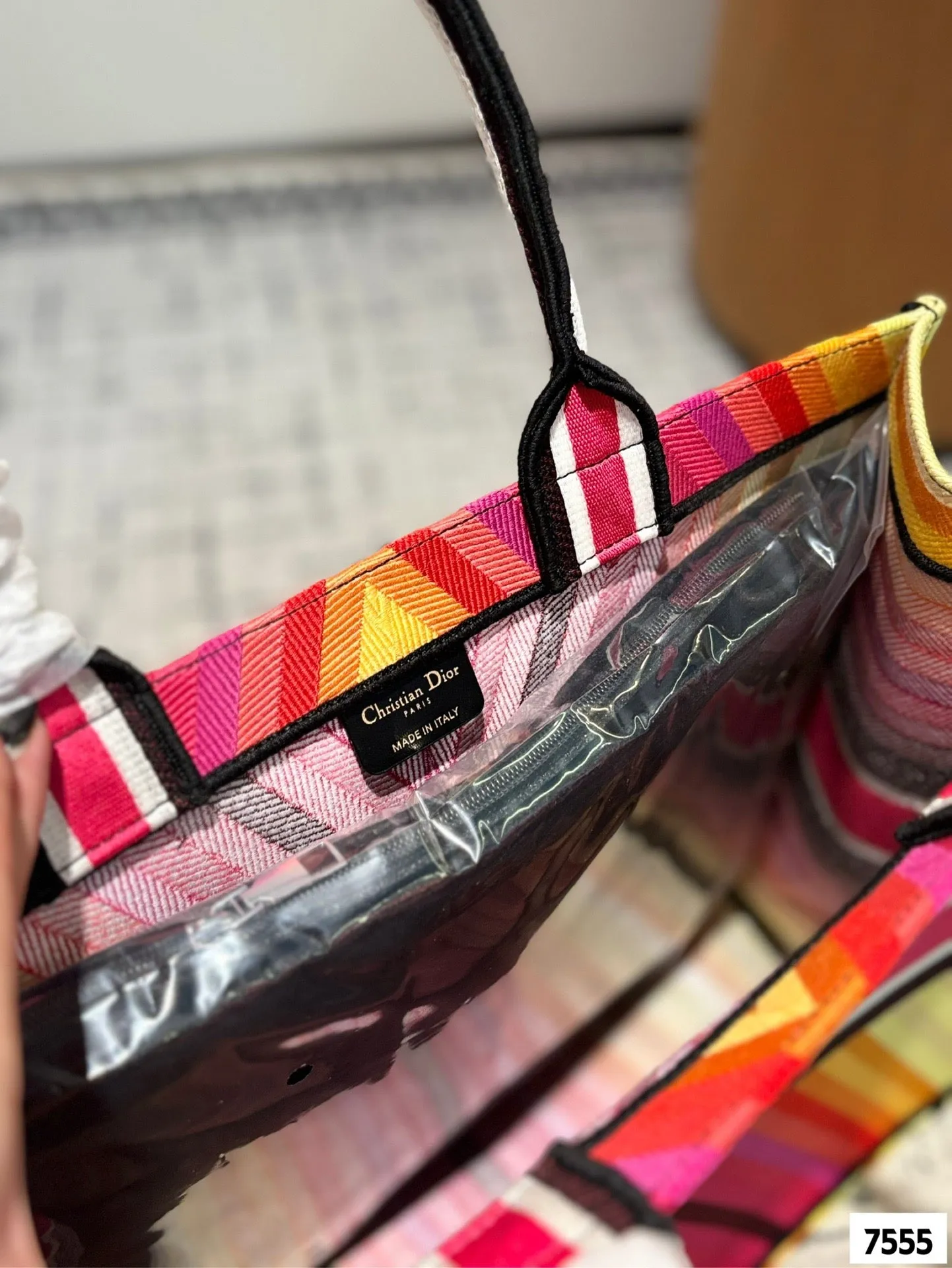 DR518 Book Tote Small/Medium/Large