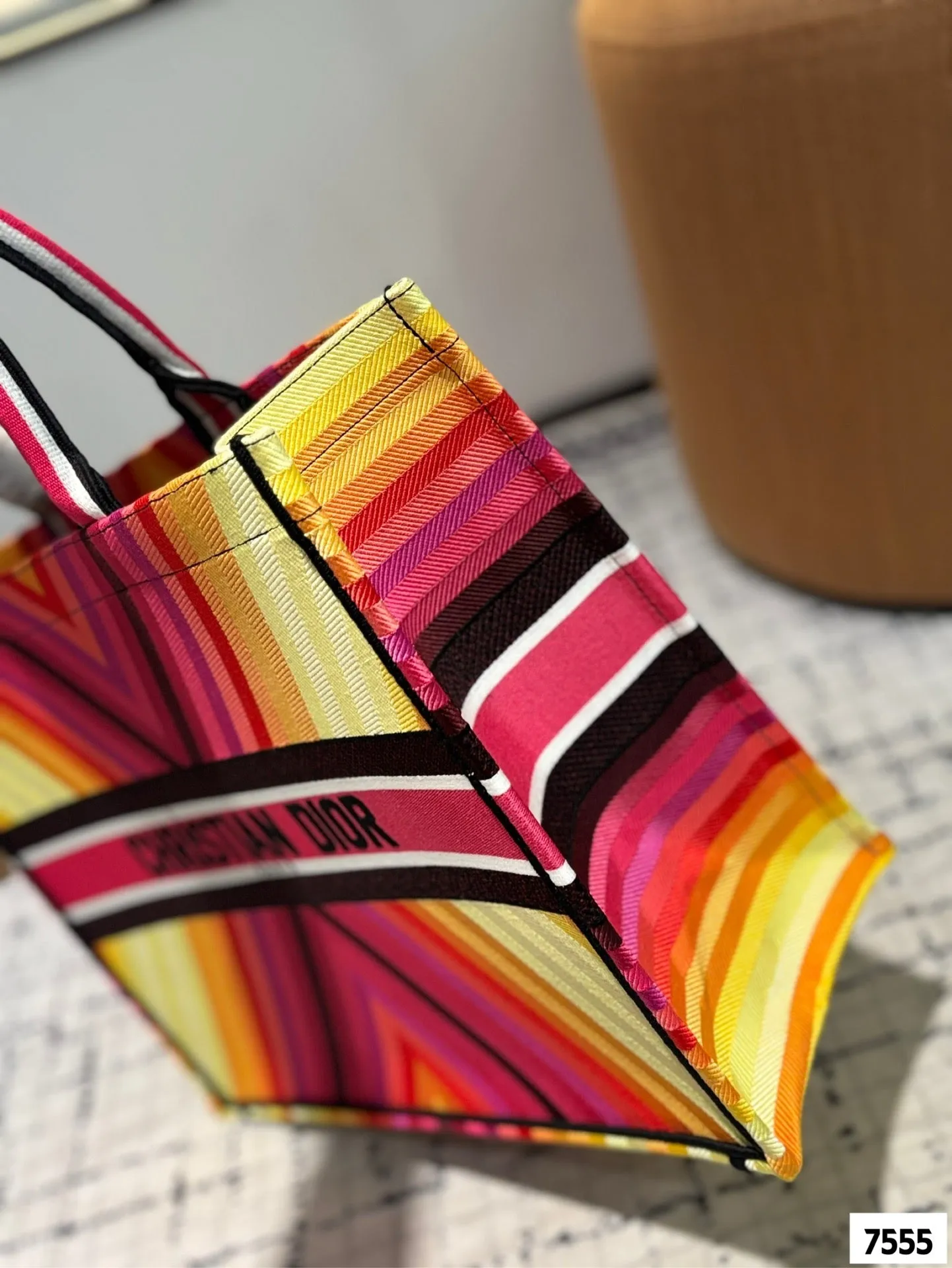 DR518 Book Tote Small/Medium/Large