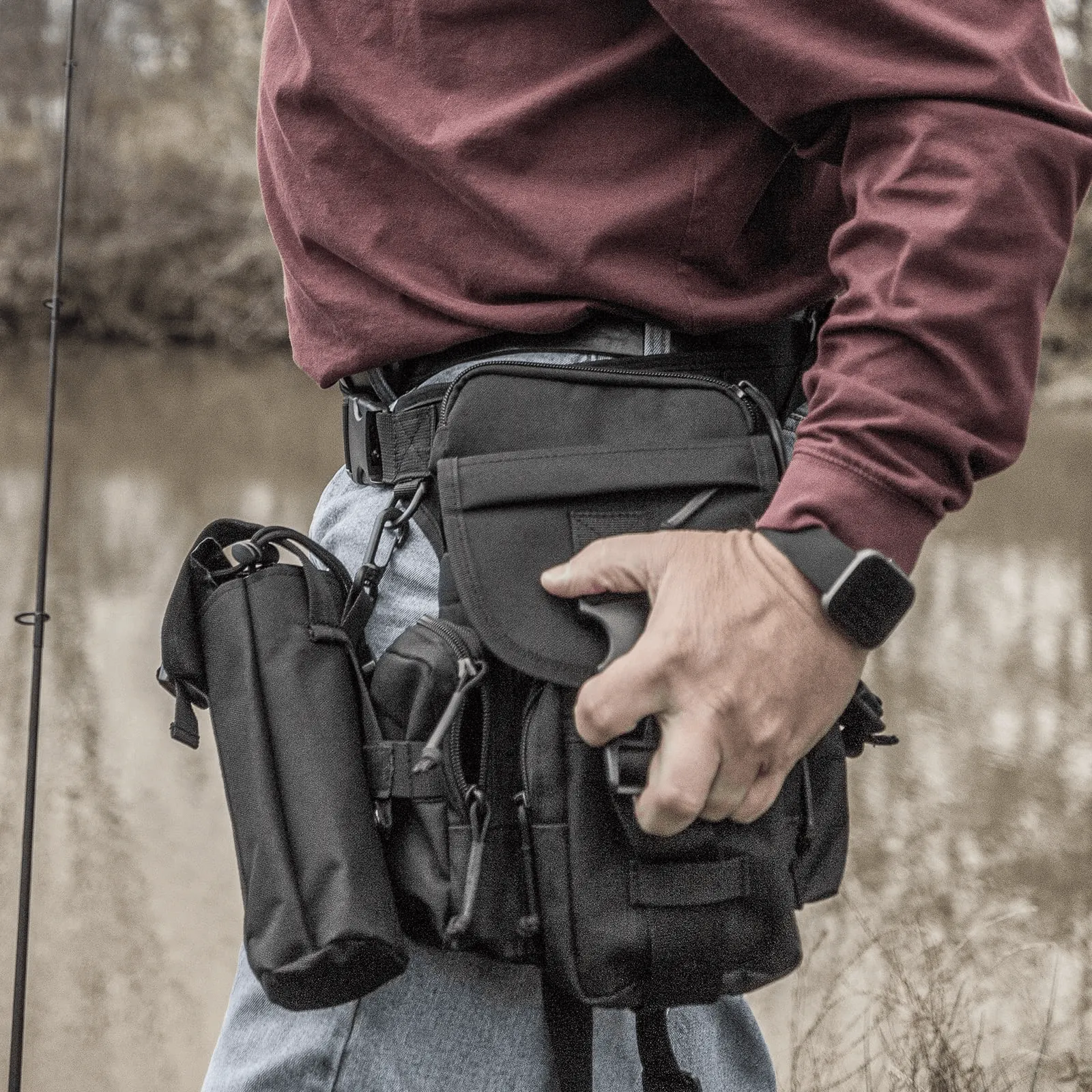 Durable Drop Leg Pouch Bag for Cycling, Hiking, and Tactical Use, Resistant to Water