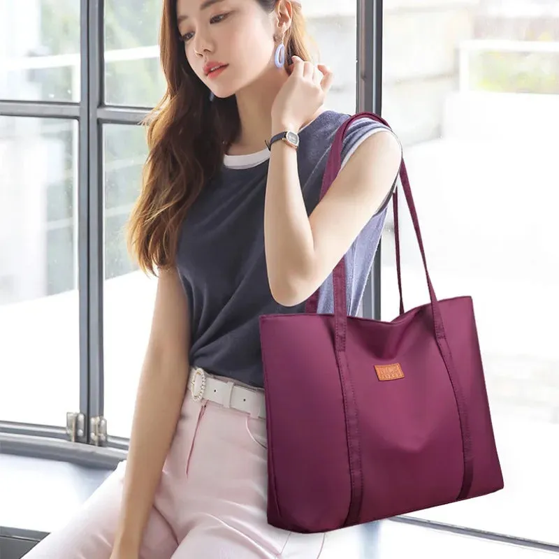 Everyday Tote Bag – Water-Resistant Handbag