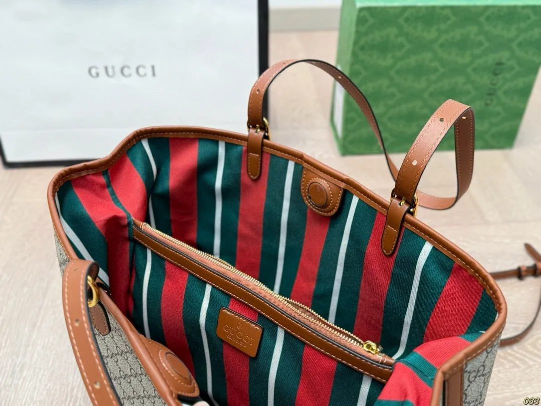 GC711 GG Emblem Large Tote Bag / 14.1x10.2x5.9inch