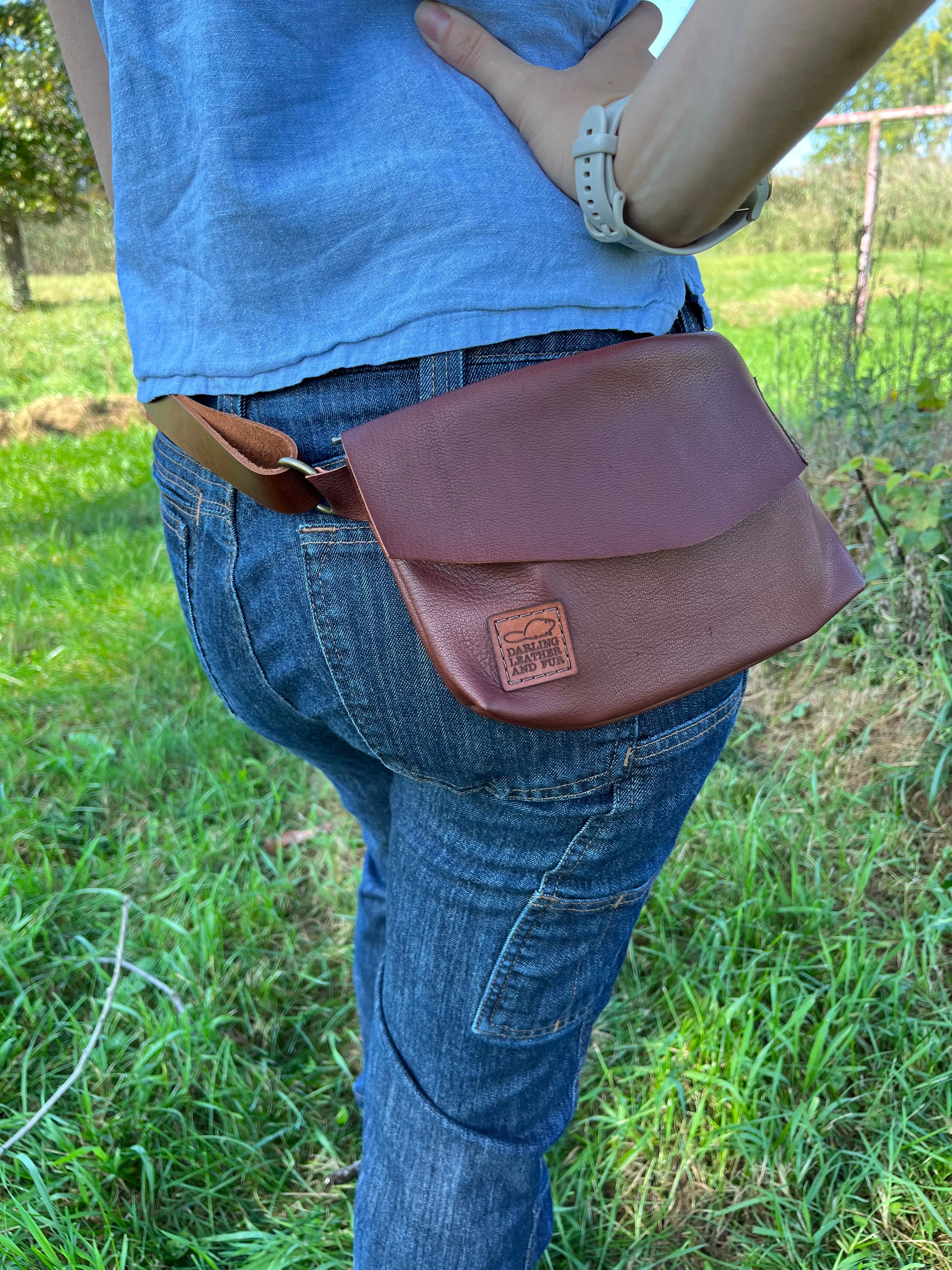 Hip Bag - Buckskin with Beavertail Accent