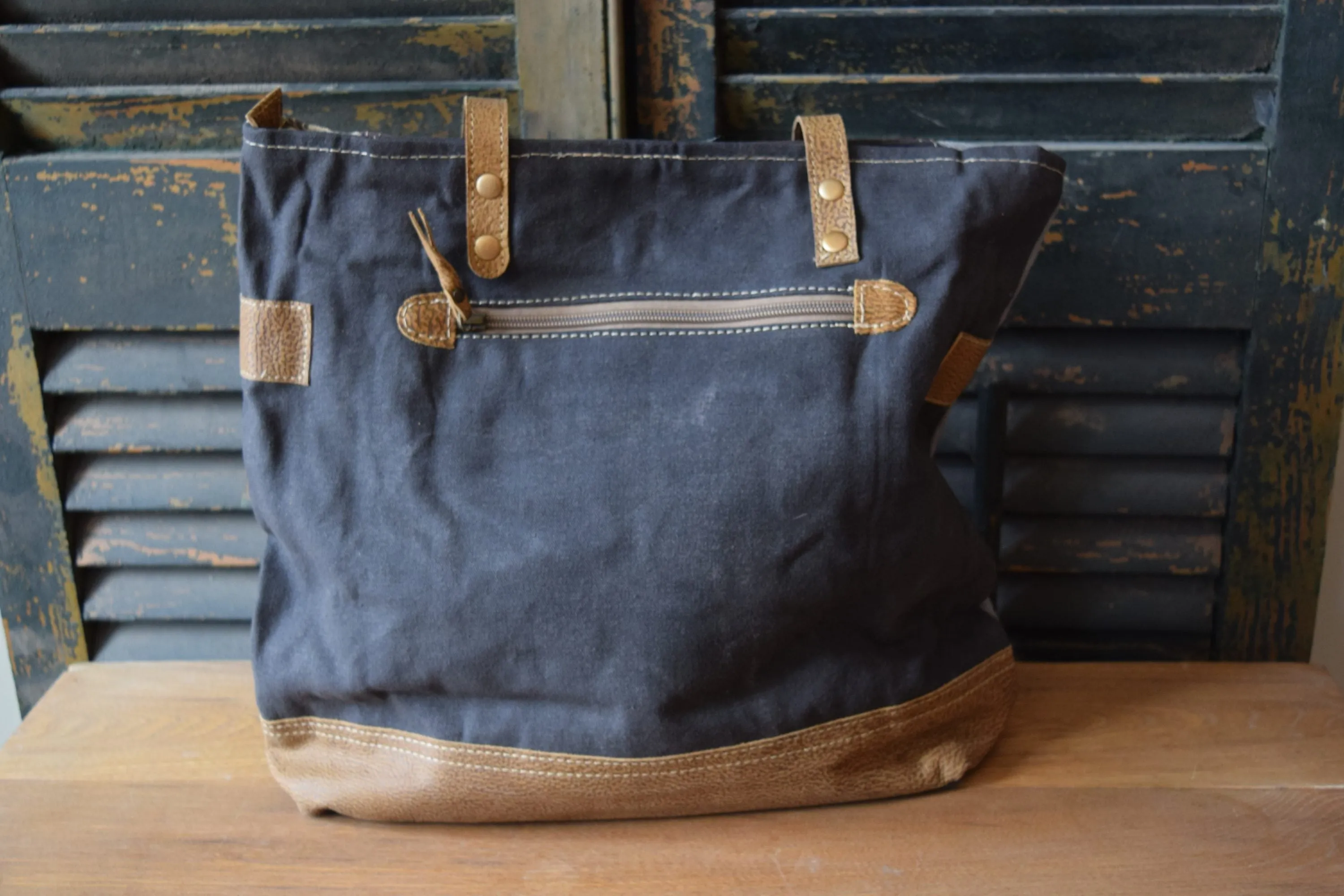 Large Leather Pocket Tote
