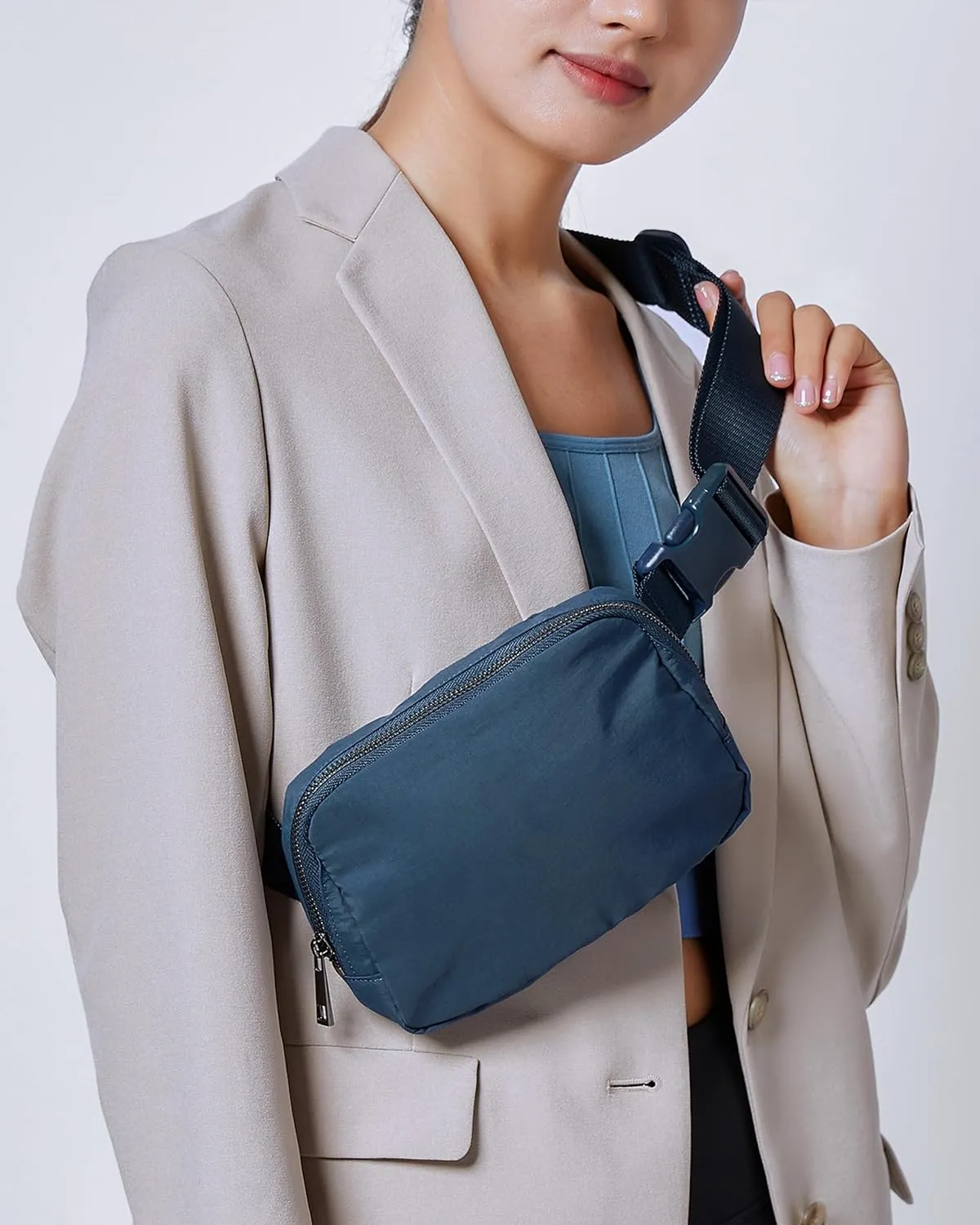 Mini Crossbody Belt Bag - Waterproof Fanny Pack for Women, Fashionable Running Belt Pouch in Navy Blue