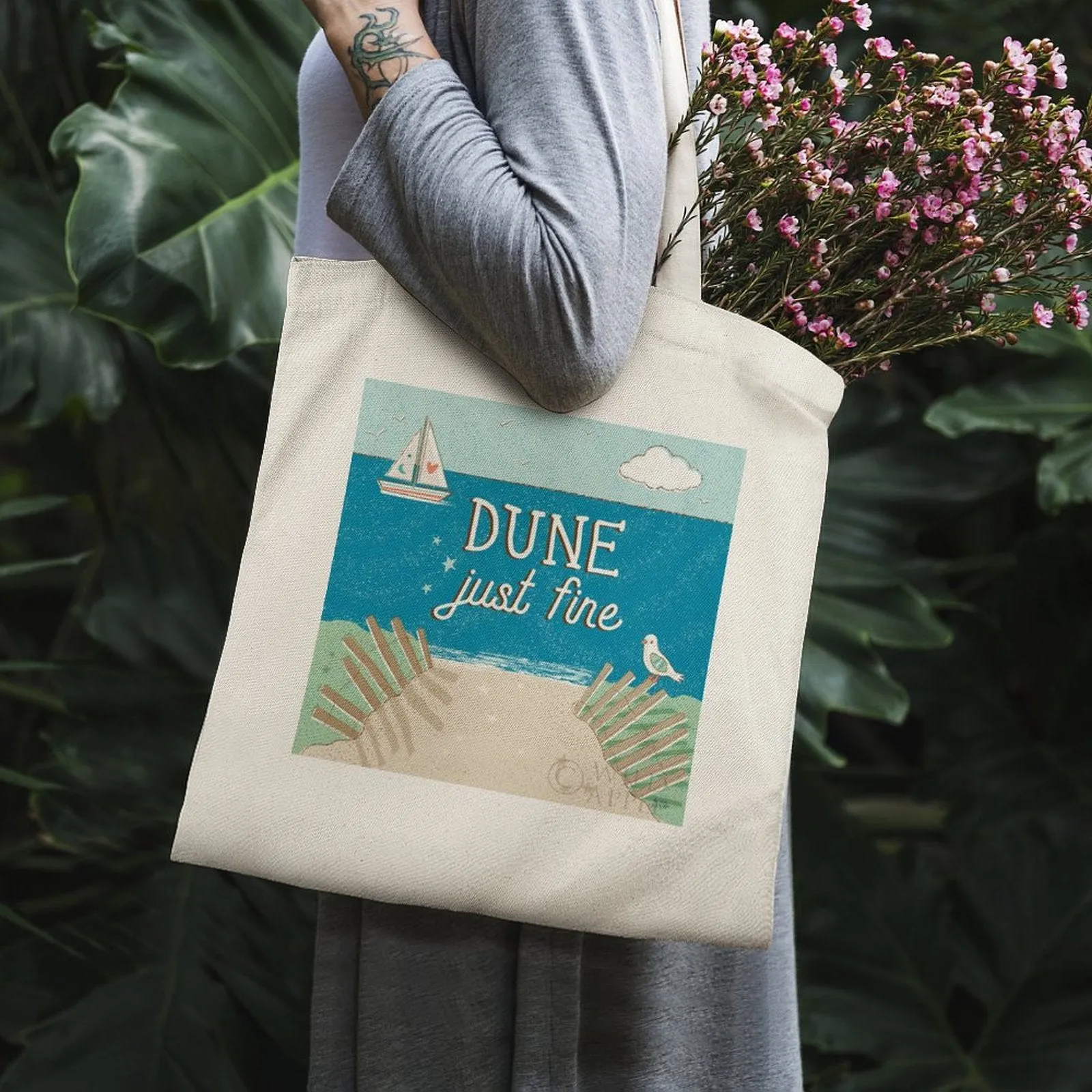 MyArtsyGift - Personalized Canvas Tote Bag for Women Cloth Cotton Bags for Shopping,Sea and Me, Made in USA