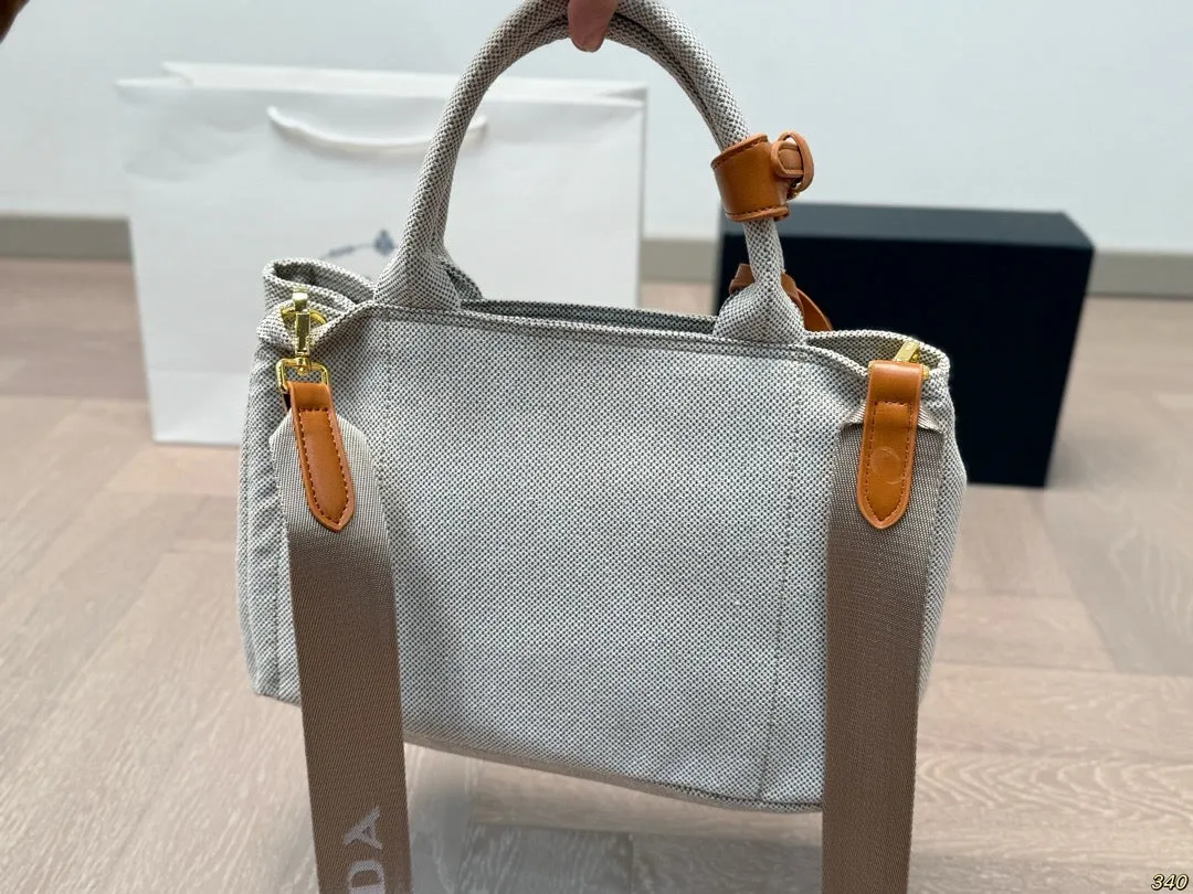 PD354 Linen Blend Small/Large Handbag