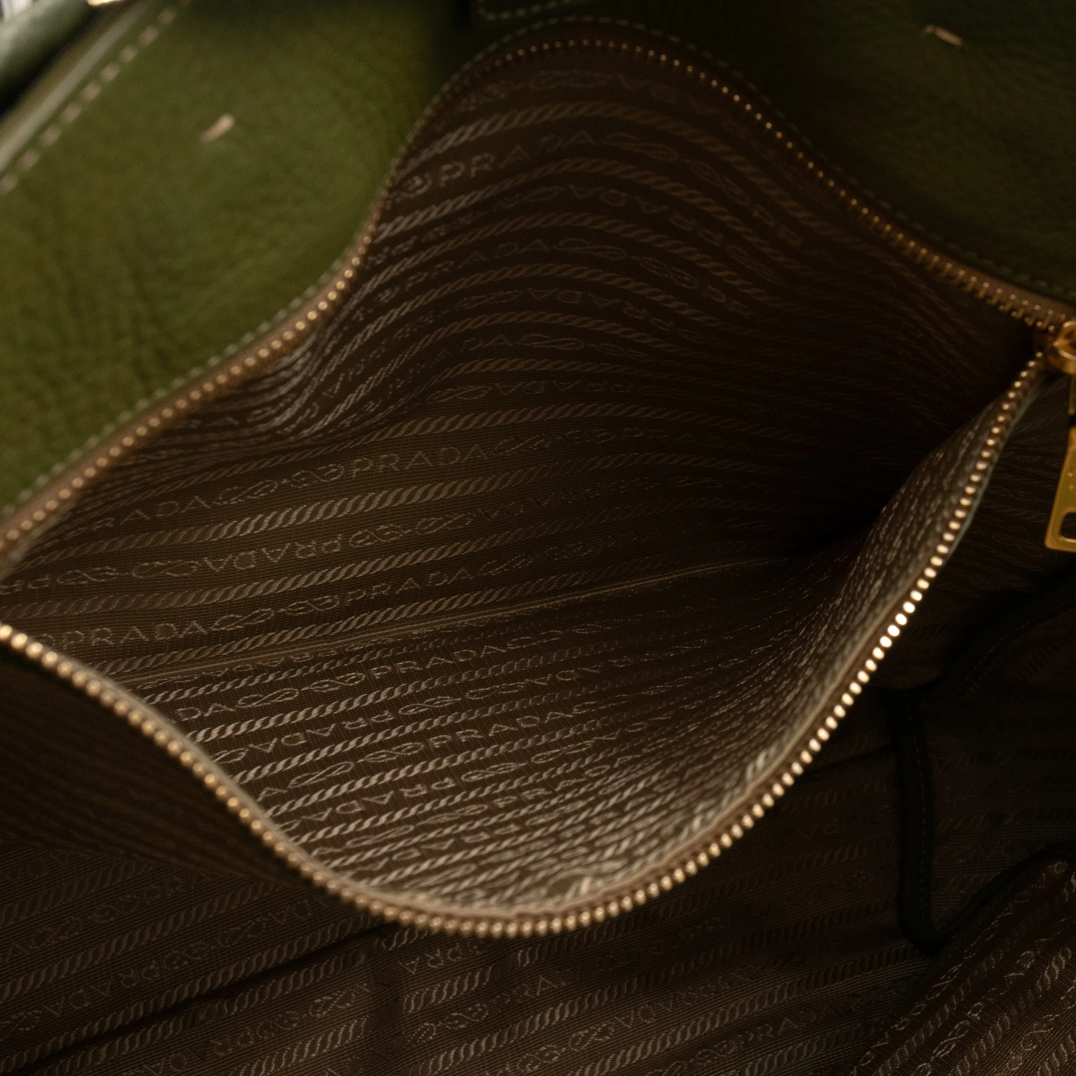 Shopping Tote Green Leather