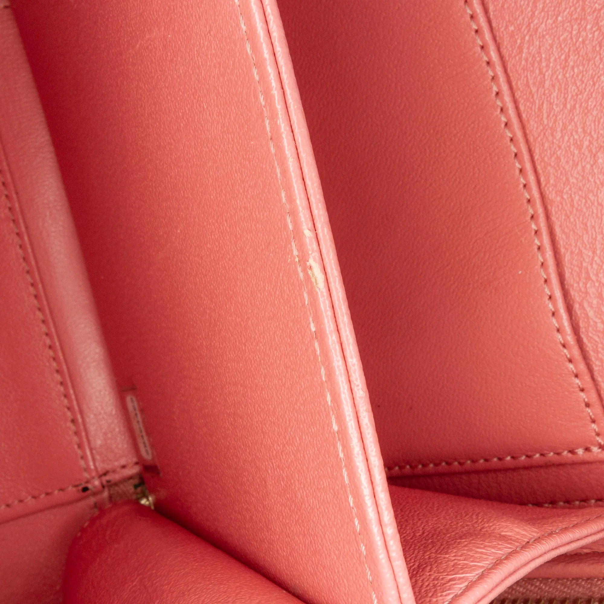 Small Caviar CC Filigree Vanity Bag