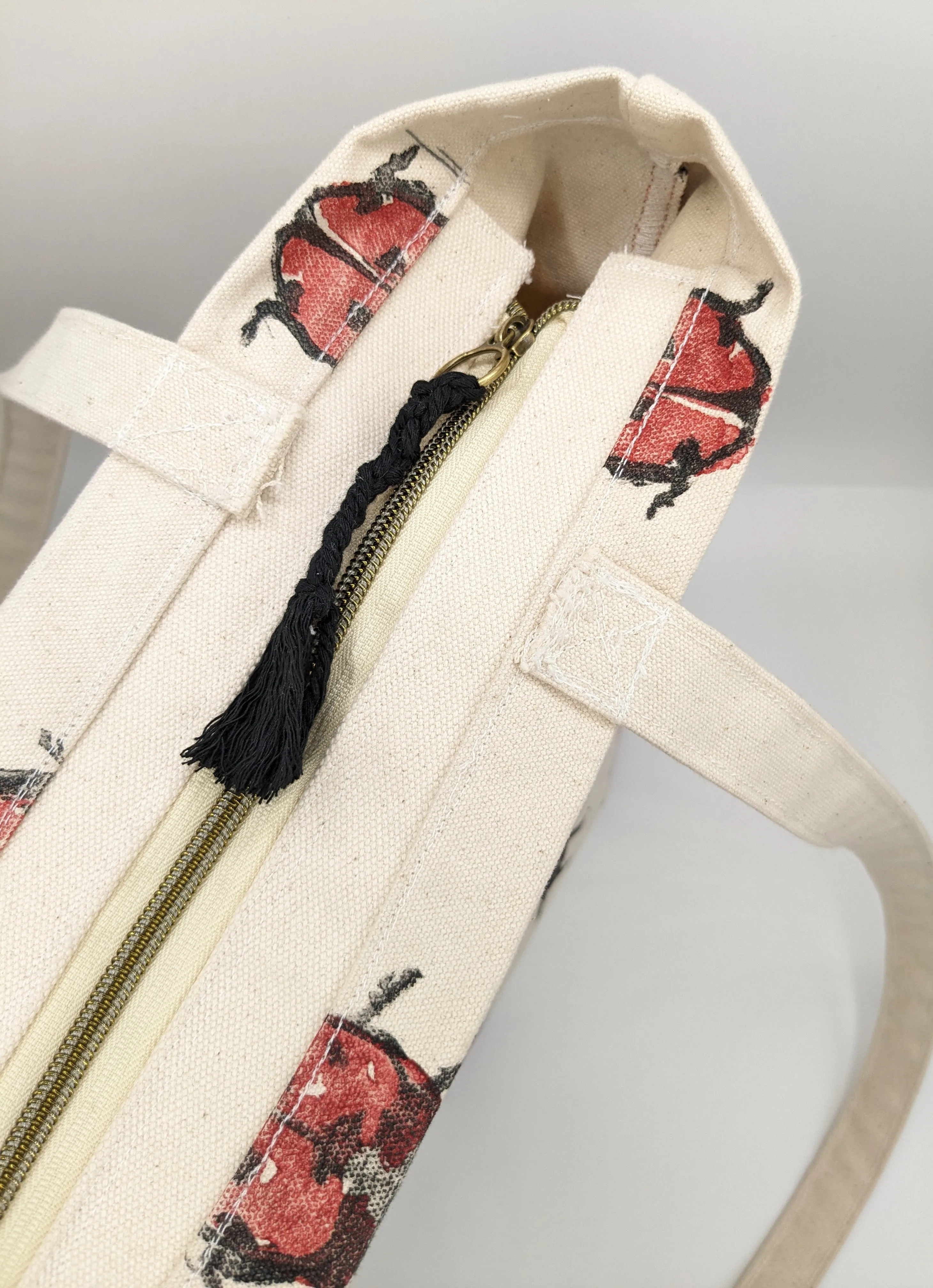 Strawberry Block Printed Multi Pocket Tote
