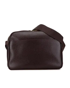 Taiga Leather Reporter Bag with Flat Strap and Front Slip Pocket