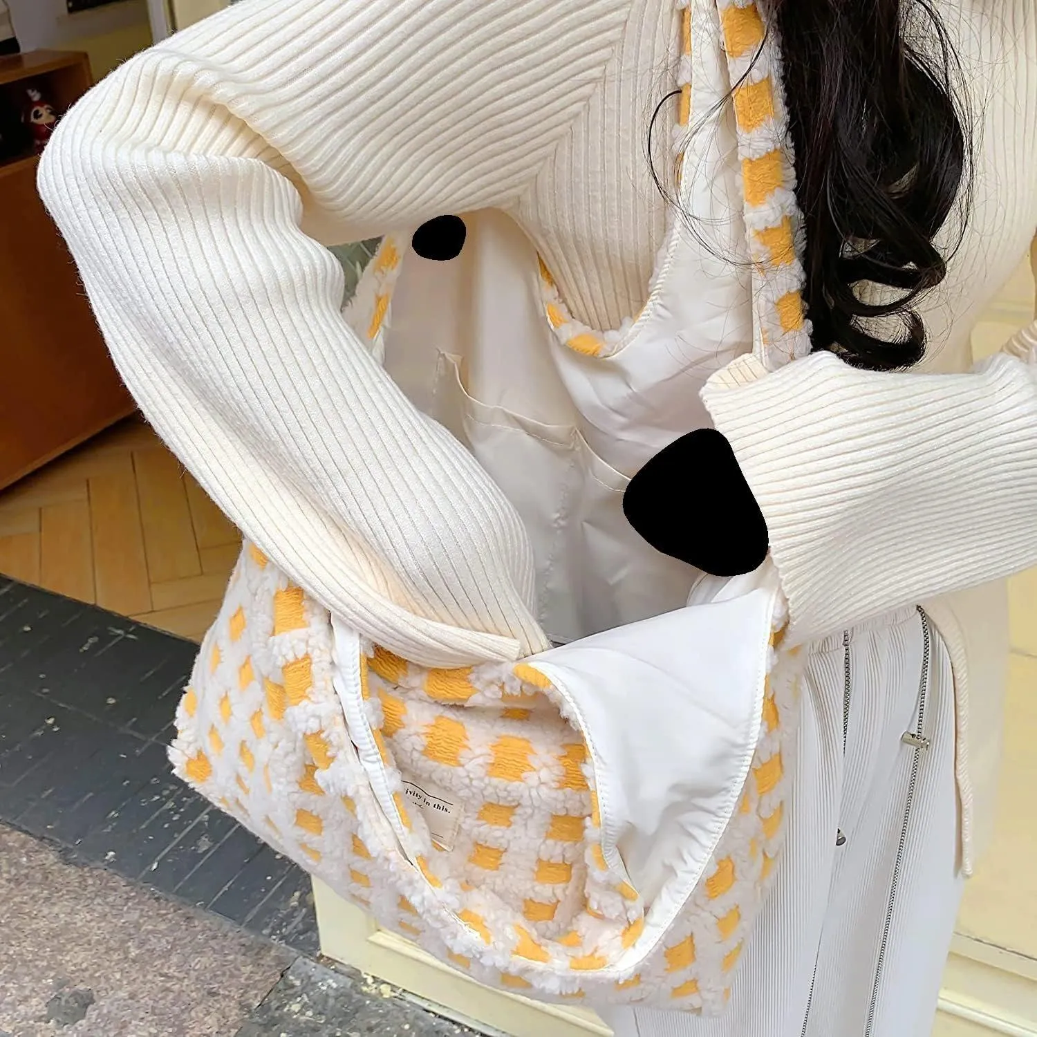Women Girls Cute Bear Plush Shoulder Bag Large Tote Handbag Purse Faux Fur Shopping Dating Bag for Grills