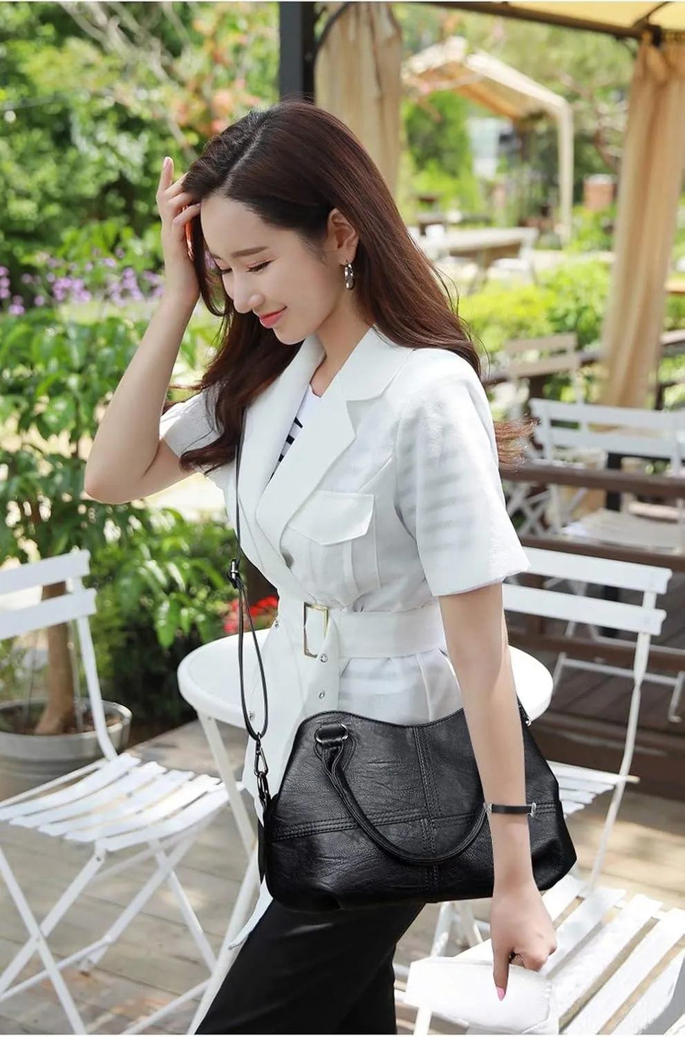Women's Soft Leather Stitching Three-Layer Middle-Aged Mother Shoulder Bag Oblique Satchel (Black)