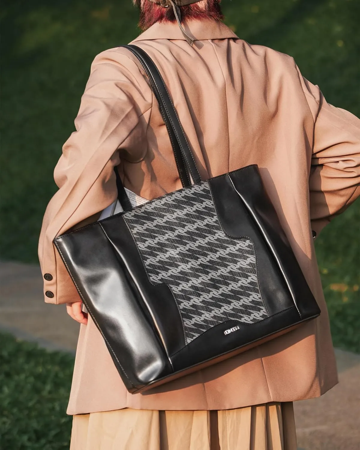 Women's Thora Large Tote Bag