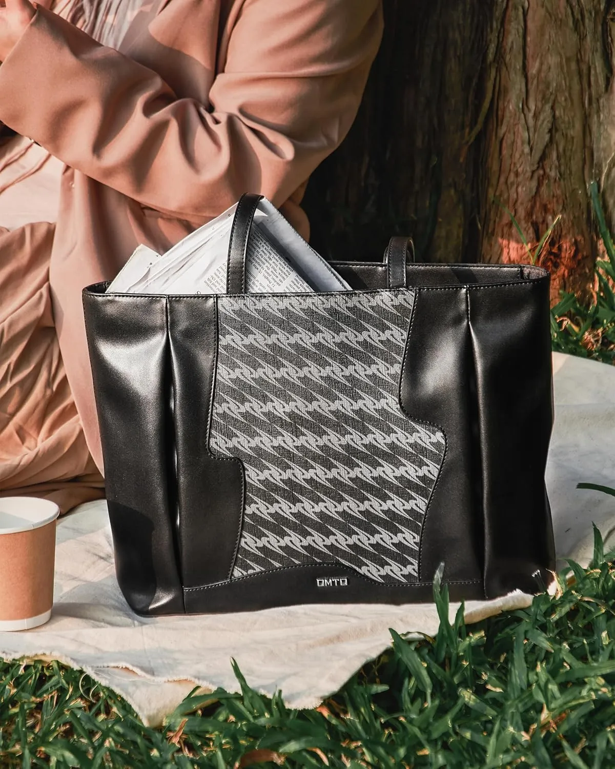Women's Thora Large Tote Bag