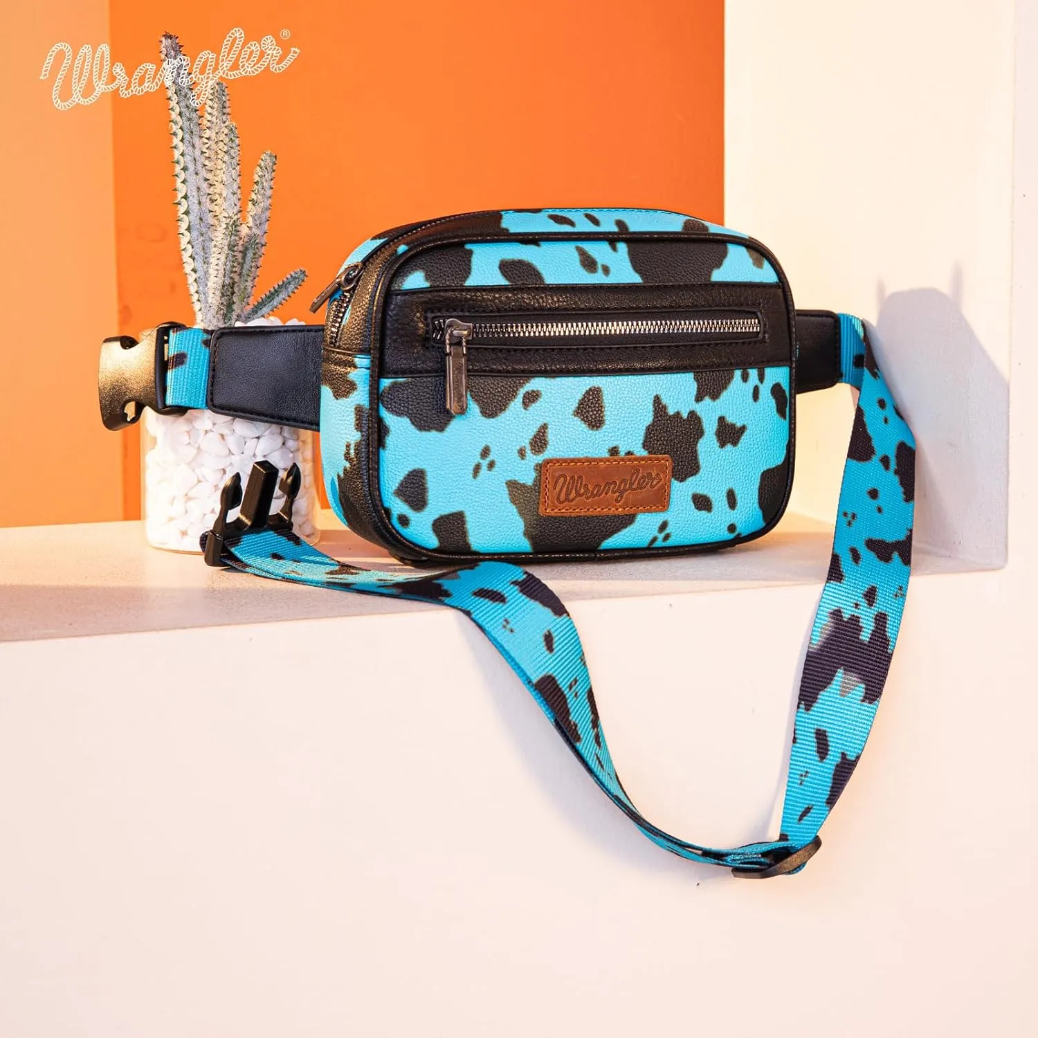 Wrangler Waist Pack for Women Cow Print Fanny Pack Men's Crossbody Belt Bag With Guitar Strap
