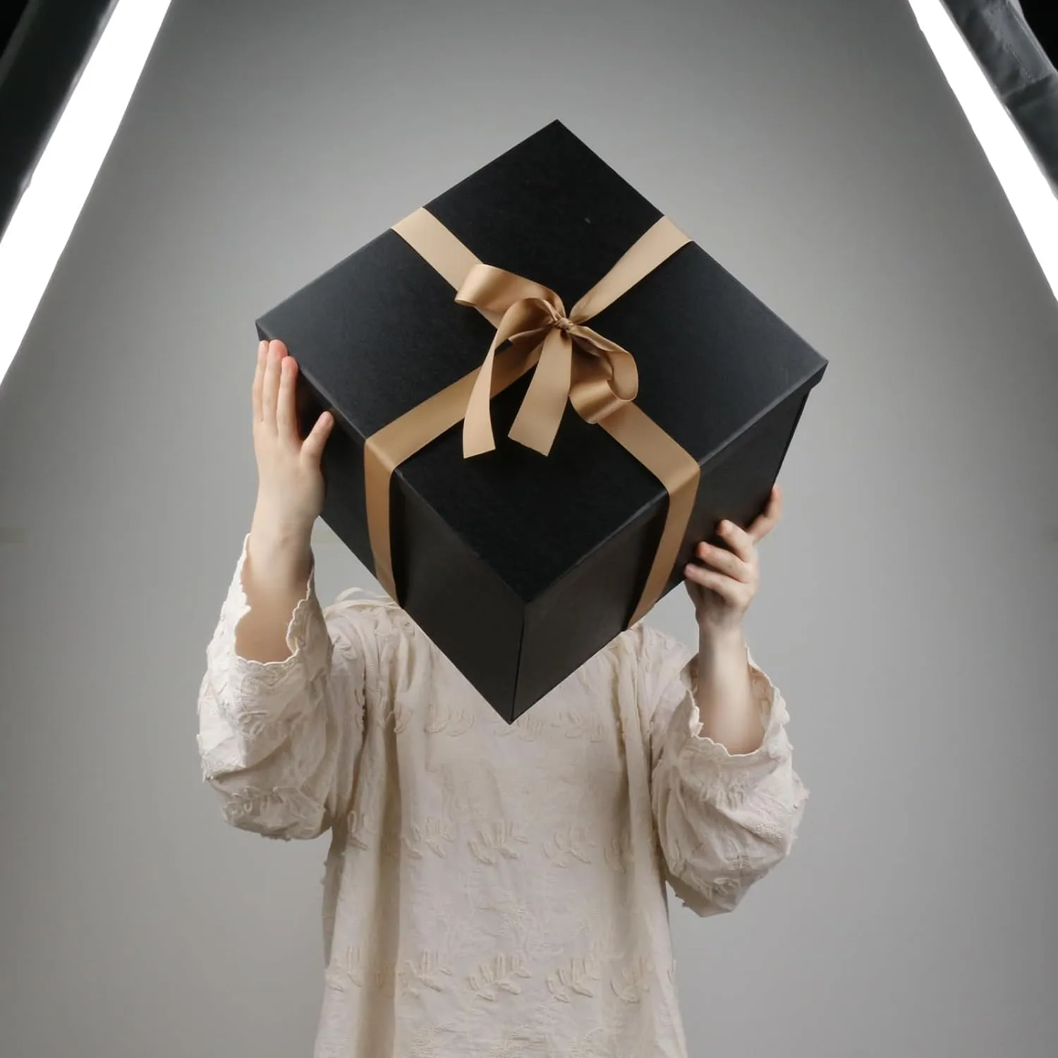 YINUOYOUJIA Large Gift Box 12x12x10 Inches,Black Gift Boxes for presents,Birthday Gift Box,Present box,for Packaging,Valentine's Day,Mother's Day,Christmas,Anniversaries.