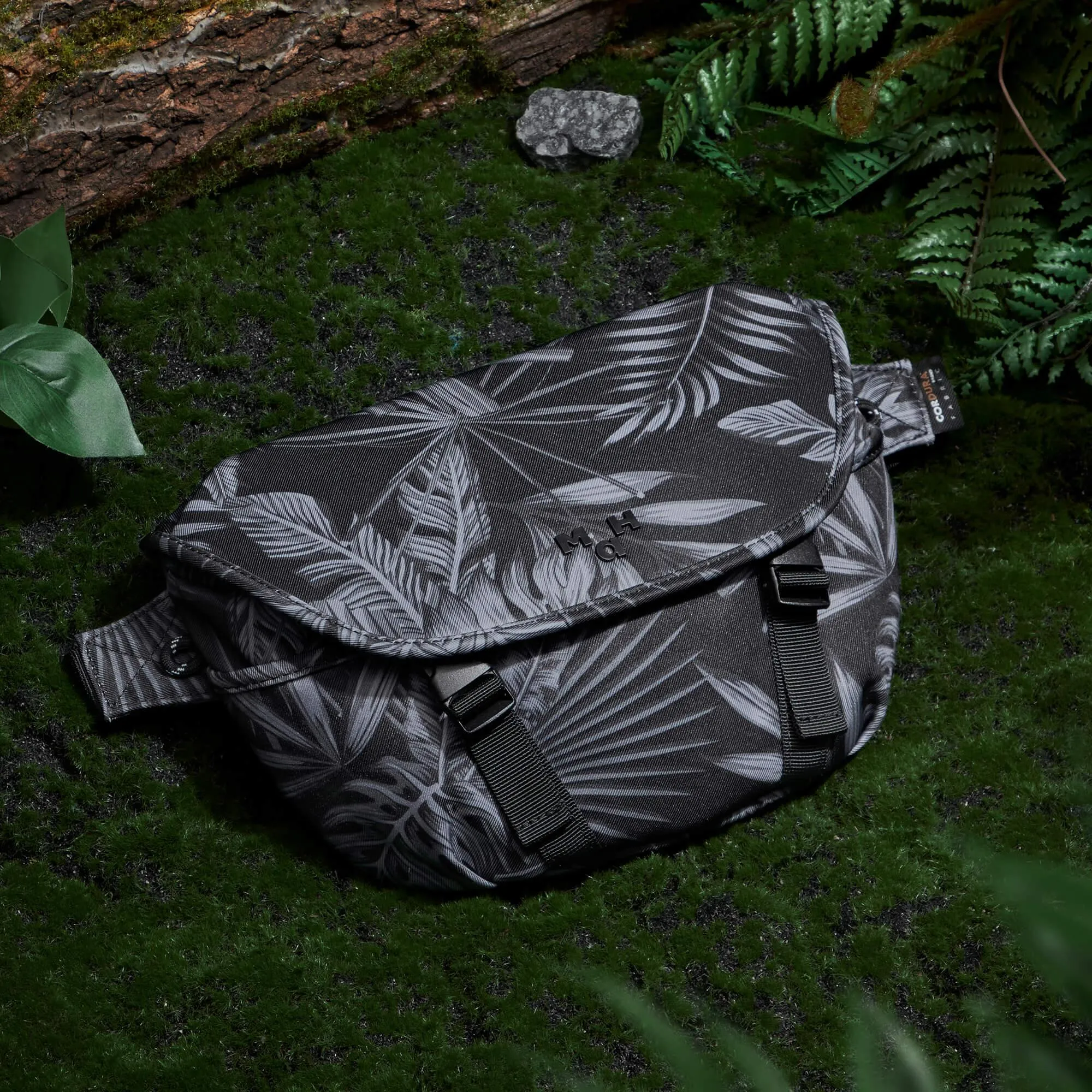 Young Tour Hip Pack | Rainforest Secret