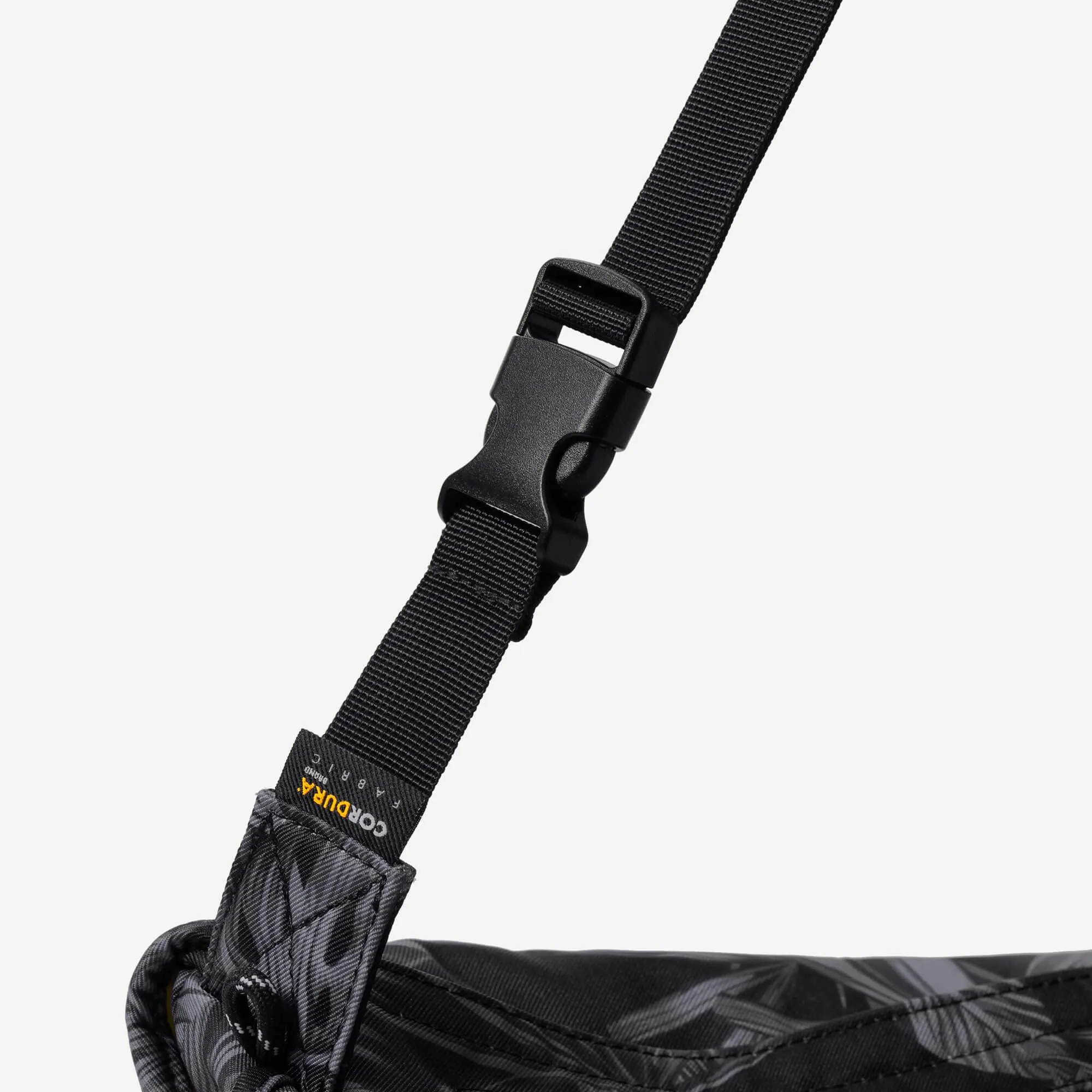 Young Tour Hip Pack | Rainforest Secret