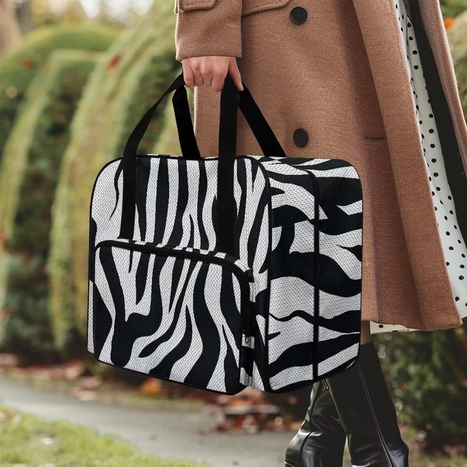 Zebra Stripe Print Sewing Machine Tote Bag, Universal Portable Carrying Case with Anti-slip Padded Bottom Compatible with Most Standard Sewing Machine and Supplies